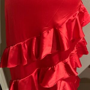 Elegant Red Ruffled holiday tiered Skirt. Great for events, parties. Size M.